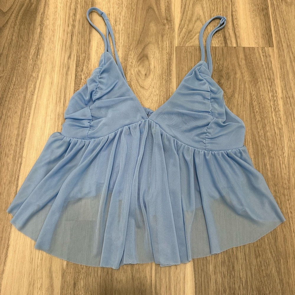 Women’s Urban Outfitter blue sleeveless crop top - Picture 2 of 4